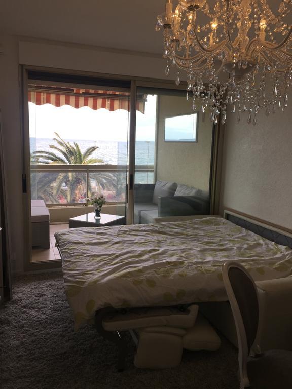 Dionysos Vue Mer Cannes Zimmer foto
