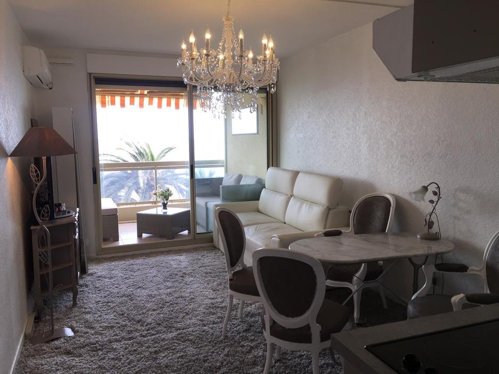 Dionysos Vue Mer Cannes Zimmer foto
